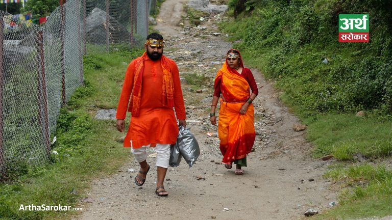बोलबम यात्रा सुरु (तस्विरहरू)