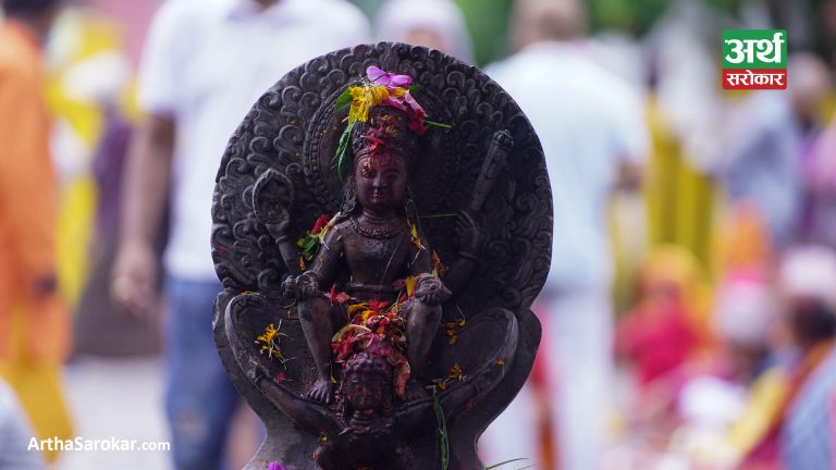 हरिशयनी एकादशीः बुढानिलकण्ठमा भक्तजनको भीड… (तस्विरहरू)